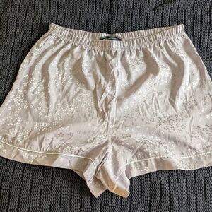BCBGMaxazria Satin Lavender Shorts Sz M